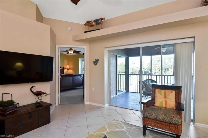 3870  SAWGRASS  WAY, Naples, FL 34112