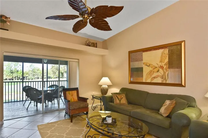 3870  SAWGRASS  WAY, Naples, FL 34112