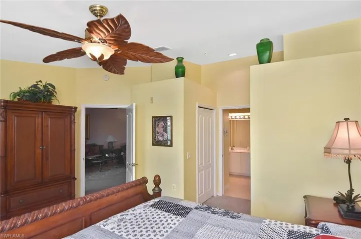 3870  SAWGRASS  WAY, Naples, FL 34112