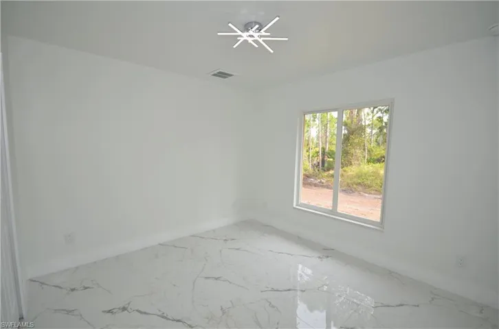 1132  Edelweiss E ST, Lehigh Acres, FL 33974