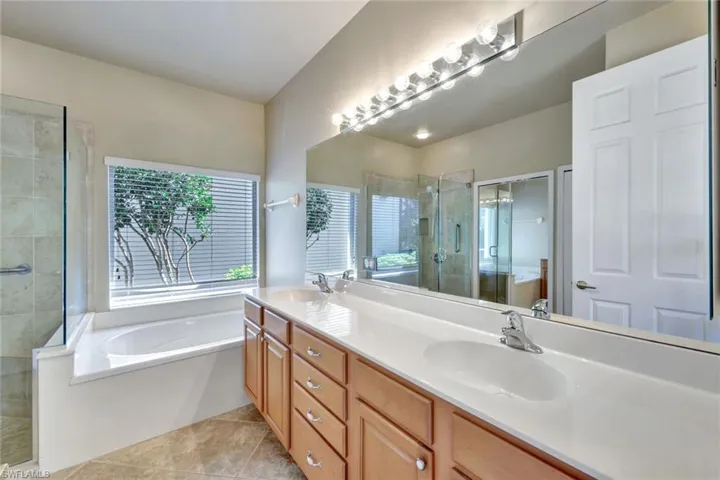 12894  Brynwood Preserve  LN, Naples, FL 34105