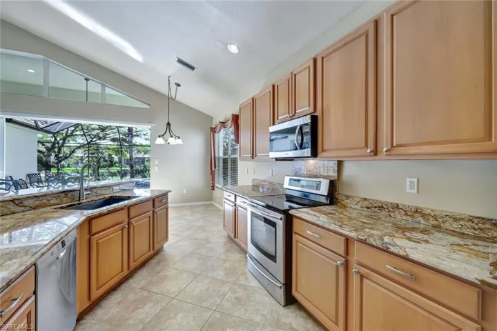 12894  Brynwood Preserve  LN, Naples, FL 34105