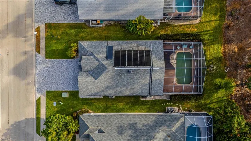 Ariel View - Solar Panels that heat the pool