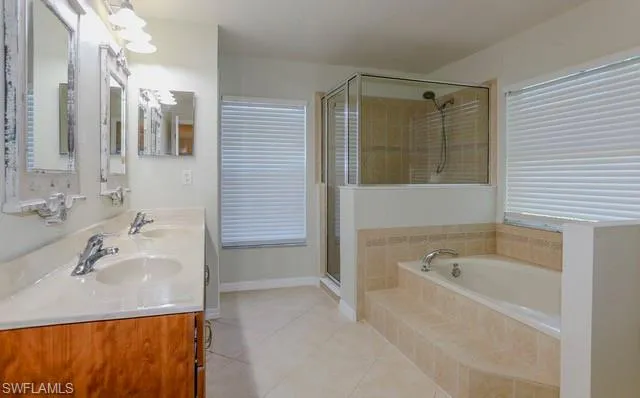 2721 NW 21st  TER, Cape Coral, FL 33993