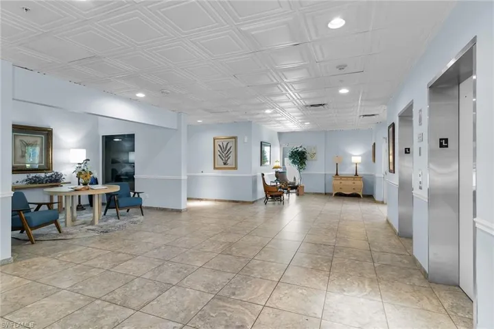 269 Vintage Bay Dr 4, Marco Island, Florida 34145