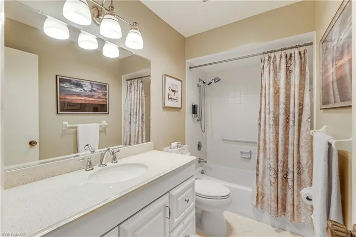 7079 Cedarhurst Dr, Fort Myers, Florida 33919