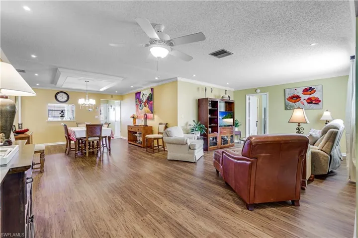 7079 Cedarhurst Dr, Fort Myers, Florida 33919