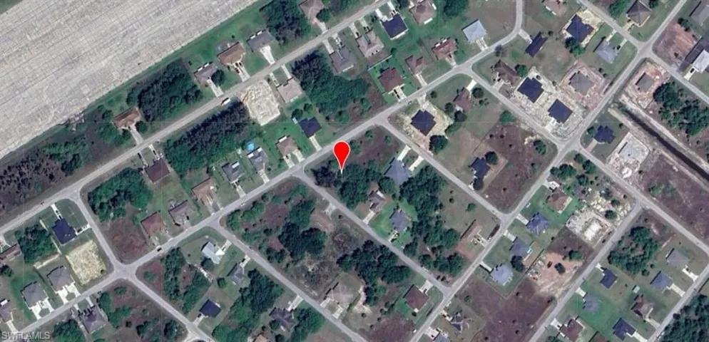 2428  Daniel  AVE, Lehigh Acres, FL 33971