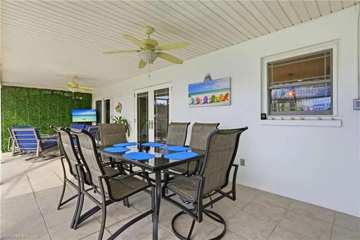 4629 Forest Glen Dr, North Fort Myers, Florida 33903