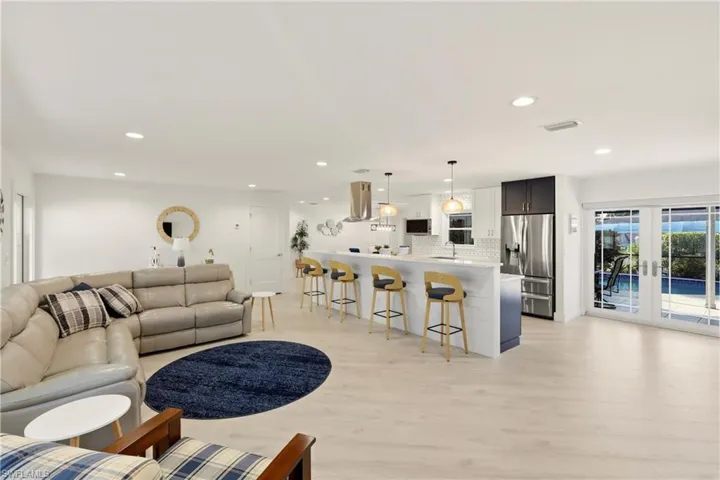 4629 Forest Glen Dr, North Fort Myers, Florida 33903