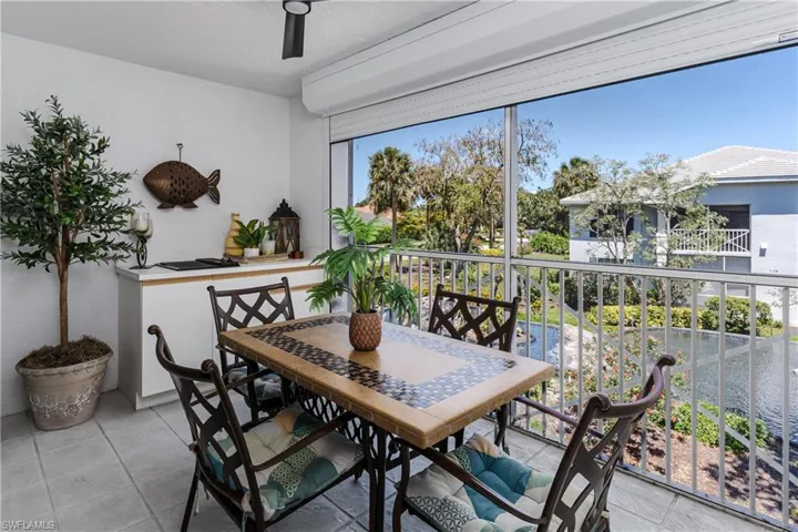 7046 Barrington Cir 202, Naples, Florida 34108