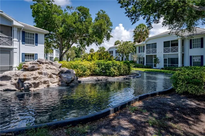 7046 Barrington Cir 202, Naples, Florida 34108