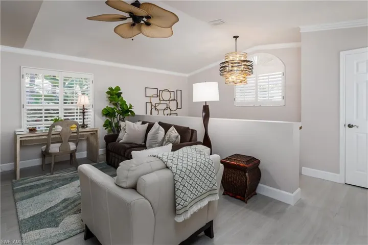 7046 Barrington Cir 202, Naples, Florida 34108