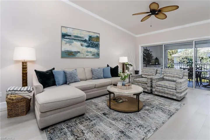 7046 Barrington Cir 202, Naples, Florida 34108
