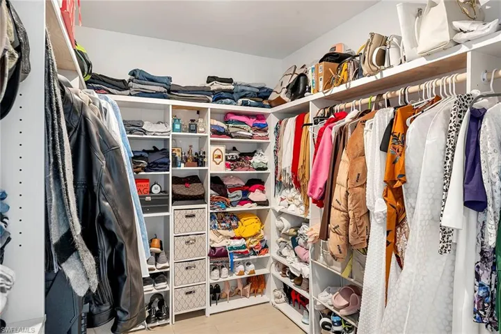 Master BR Closet