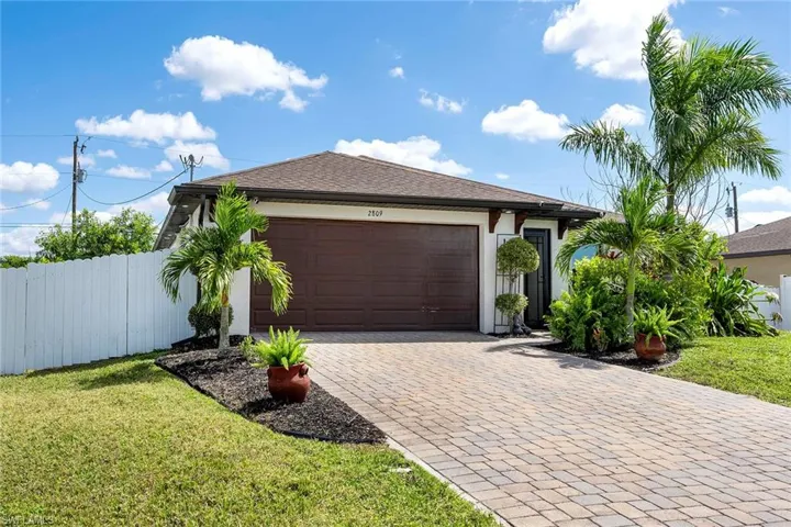2809 Ne 6th Pl, Cape Coral, Florida 33909