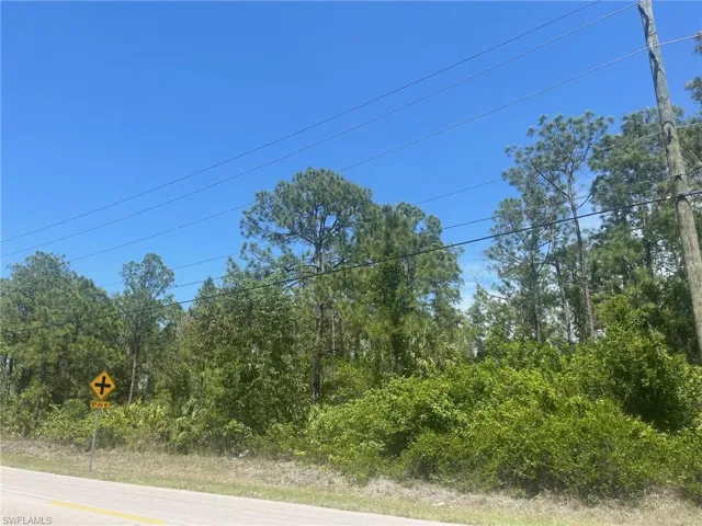 Desoto Blvd N, Naples, Florida 34120