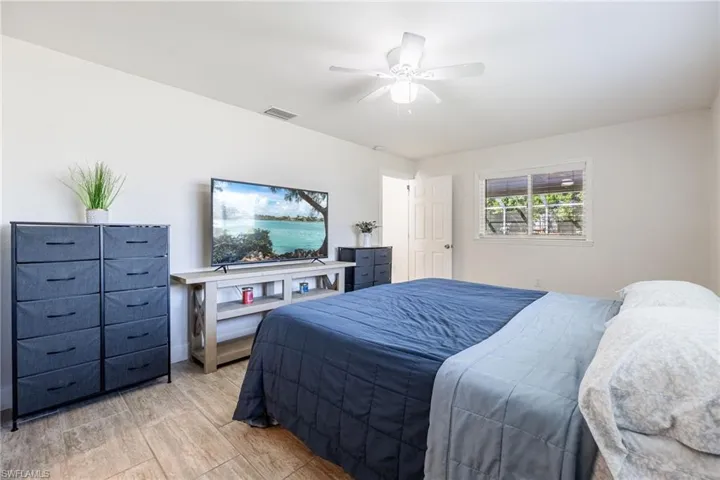 4940  Shady River  LN, Fort Myers, FL 33905