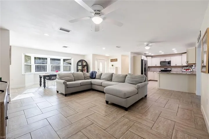 4940  Shady River  LN, Fort Myers, FL 33905