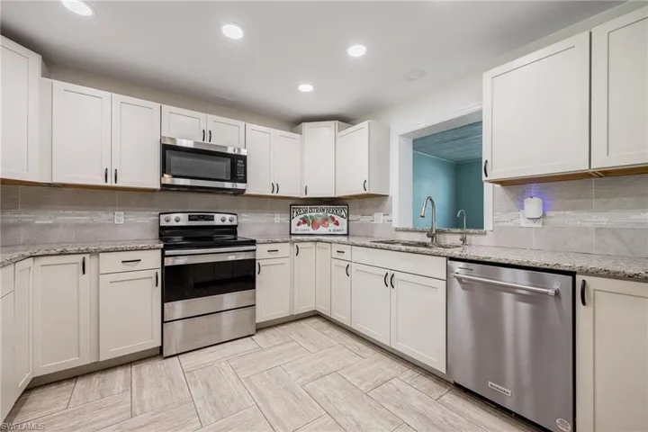 4940  Shady River  LN, Fort Myers, FL 33905