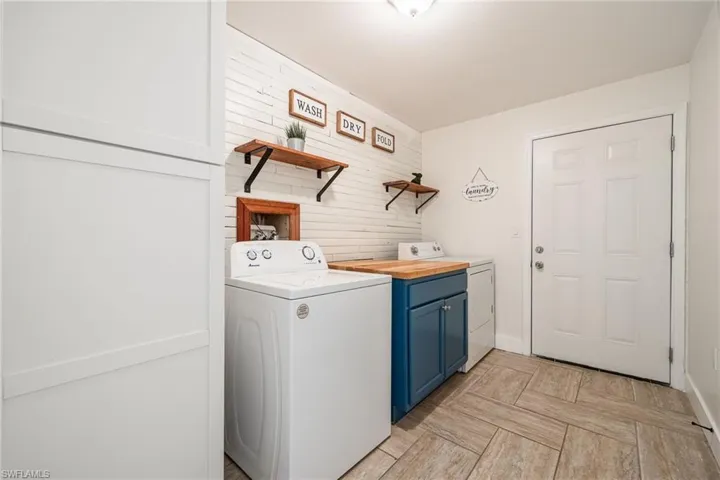 4940  Shady River  LN, Fort Myers, FL 33905
