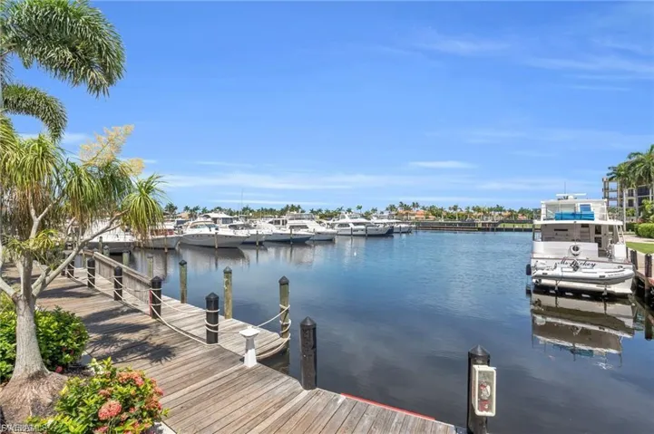 5781 Cape Harbour Dr 1301, Cape Coral, Florida 33914