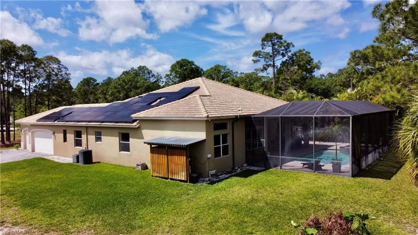 1115  20th NE AVE, Naples, FL 34120