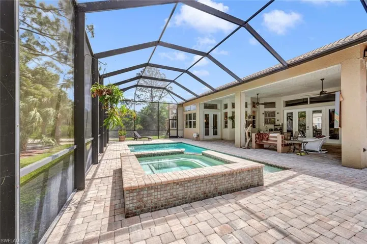 1115  20th NE AVE, Naples, FL 34120