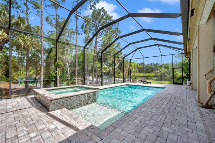 1115  20th NE AVE, Naples, FL 34120