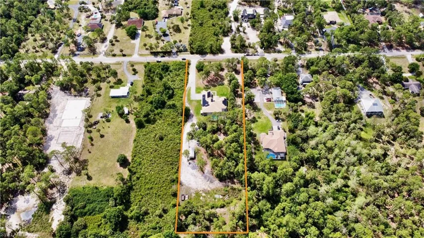 1115  20th NE AVE, Naples, FL 34120