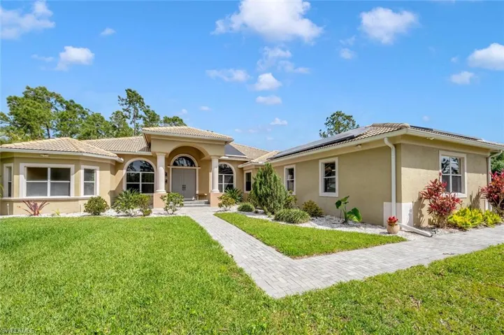 1115  20th NE AVE, Naples, FL 34120