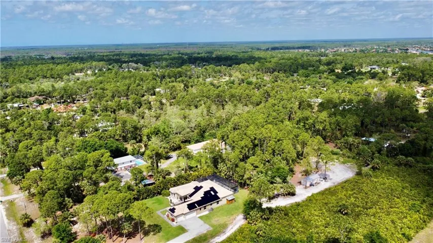1115  20th NE AVE, Naples, FL 34120