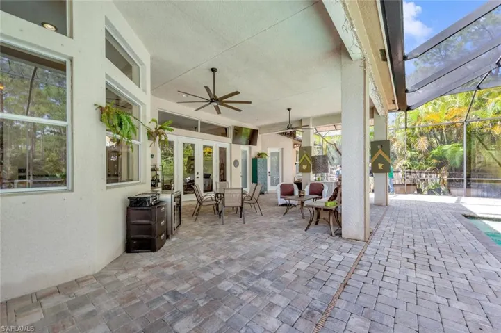 1115  20th NE AVE, Naples, FL 34120