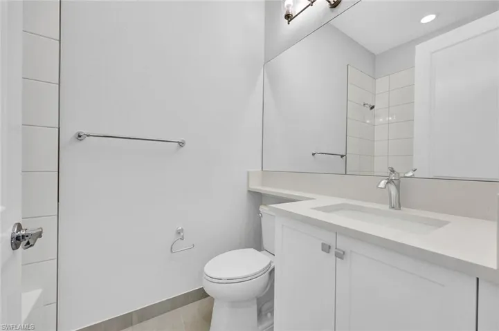 2440  Cambridge  WAY, Naples, FL 34112