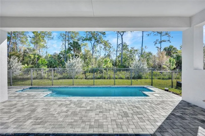 2440  Cambridge  WAY, Naples, FL 34112