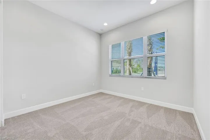 2440  Cambridge  WAY, Naples, FL 34112