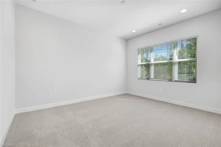 2440  Cambridge  WAY, Naples, FL 34112