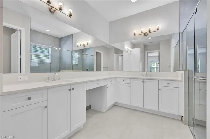 2440  Cambridge  WAY, Naples, FL 34112