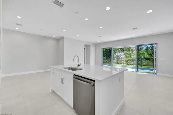 2440  Cambridge  WAY, Naples, FL 34112