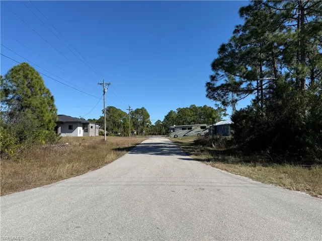 715 Bedford Dr, Lehigh Acres, Florida 33974