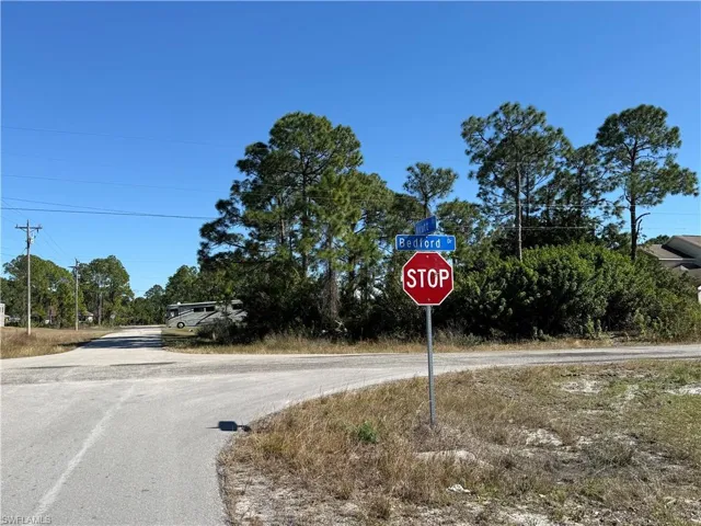 715 Bedford Dr, Lehigh Acres, Florida 33974