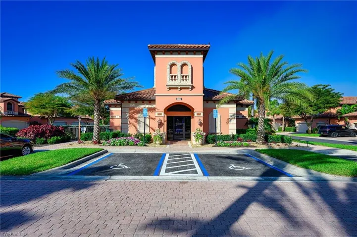 5805  GRANDE RESERVE  WAY, Naples, FL 34110
