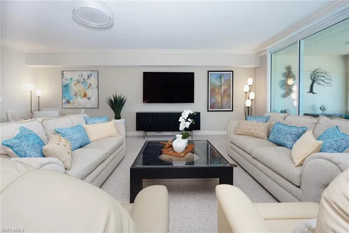 435 Dockside Dr B803, Naples, Florida 34110