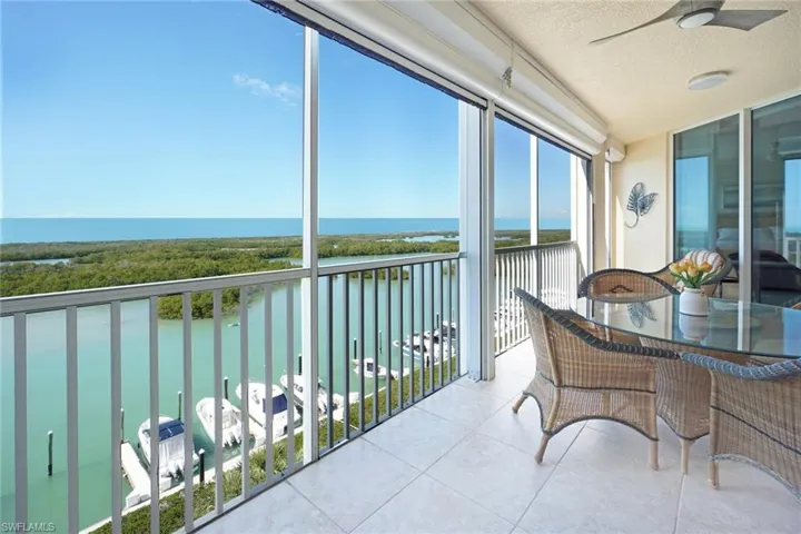 435 Dockside Dr B803, Naples, Florida 34110