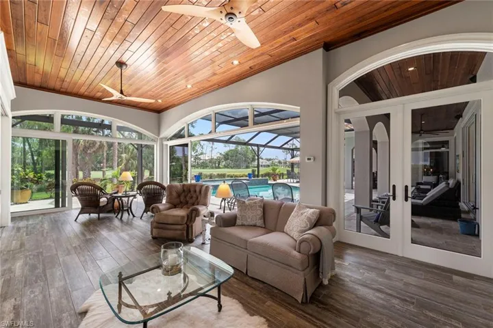 5031 Groveland Ter, Naples, Florida 34119
