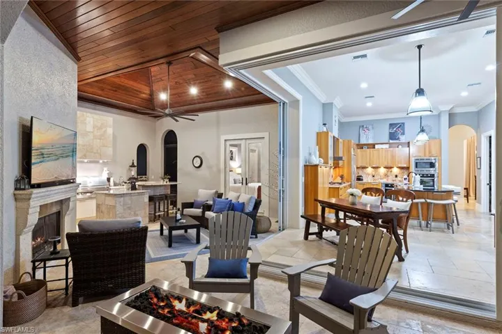 5031 Groveland Ter, Naples, Florida 34119