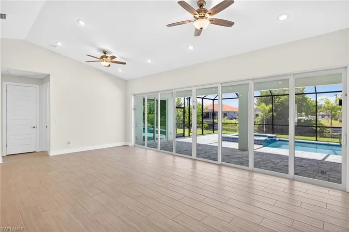 230 Sw 31st Ter, Cape Coral, Florida 33914