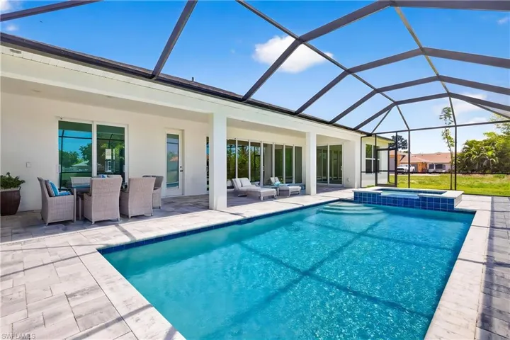 230 Sw 31st Ter, Cape Coral, Florida 33914