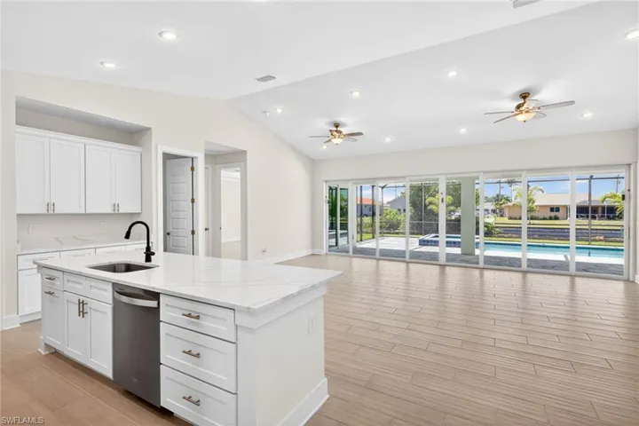 230 Sw 31st Ter, Cape Coral, Florida 33914