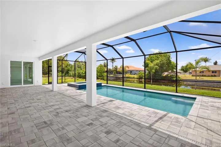 230 Sw 31st Ter, Cape Coral, Florida 33914